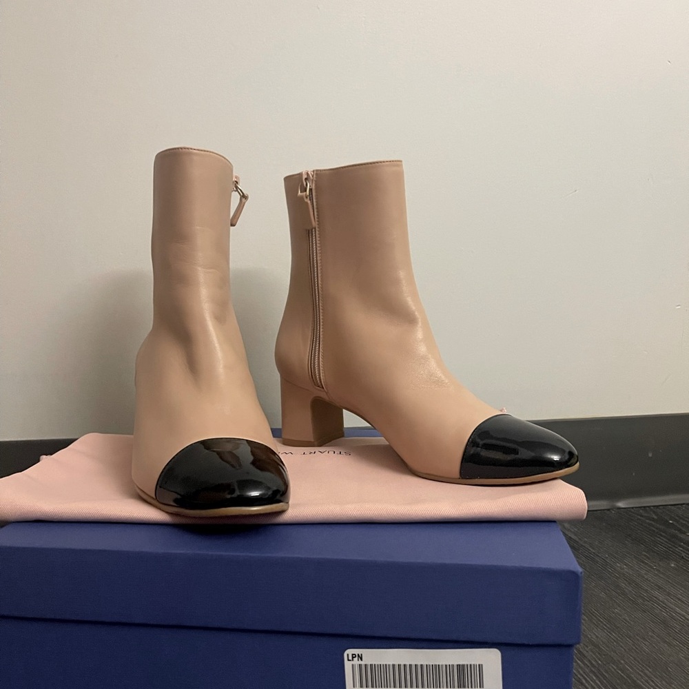 Stuart Weitzman Milla 60 Leather Bootie